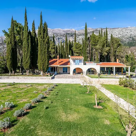 Agava, Konavle Груда