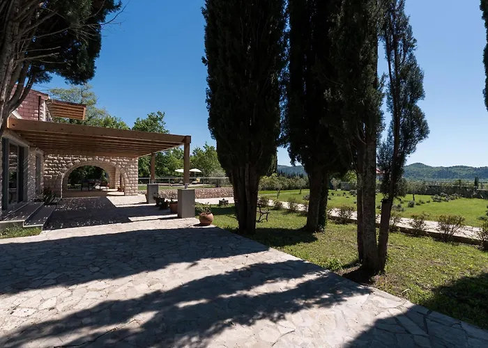 Agava, Konavle Vila *